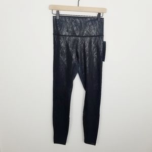 Lulu Wunder Under high rise shine special edition